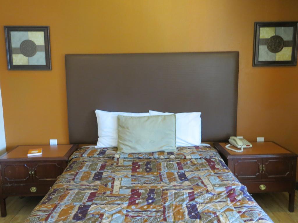 Rocky Inn Long Beach Phòng bức ảnh